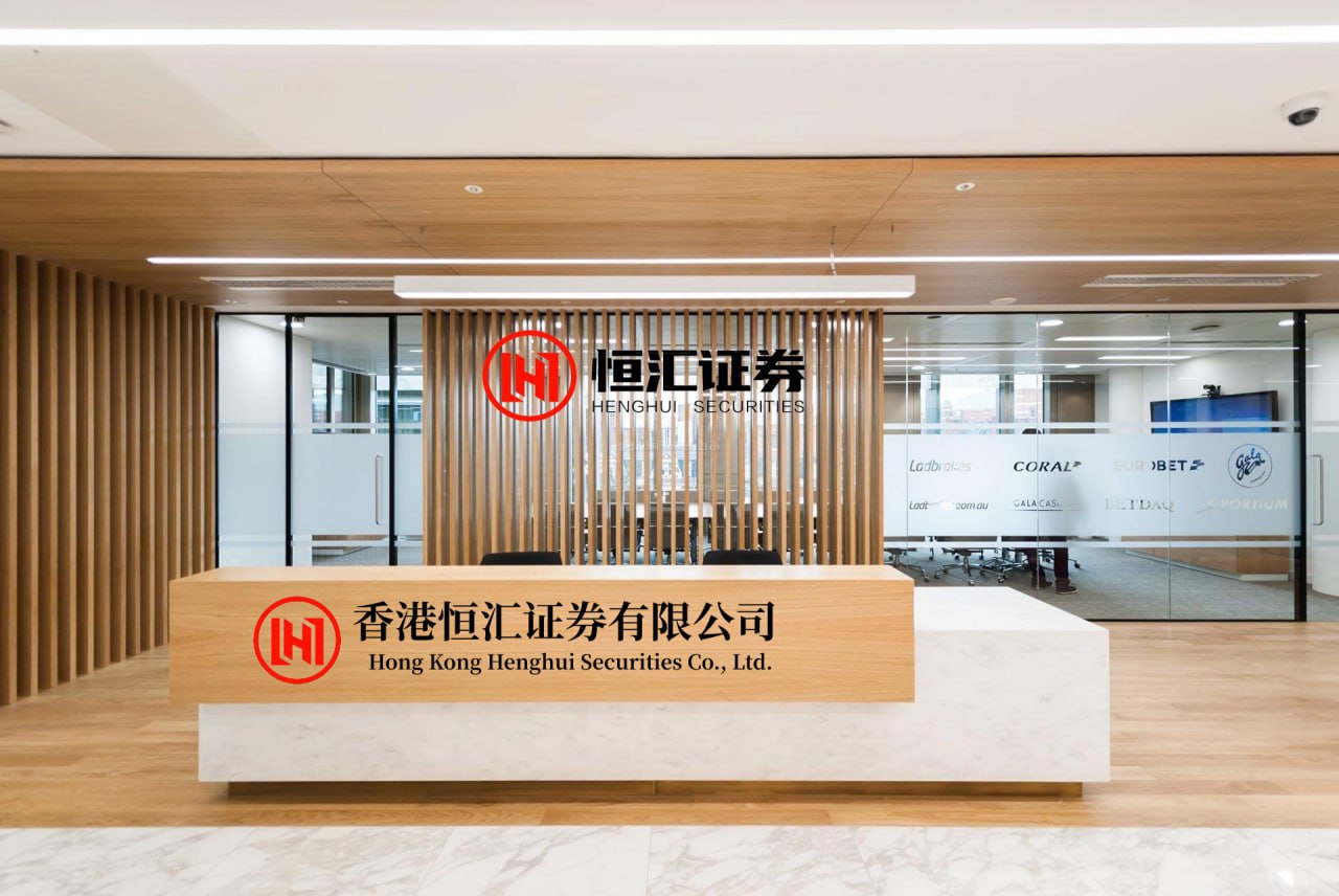 无忧配资 “当你突然意识到是一个人在家时...？”哈哈哈这才是真正的超绝松弛感！